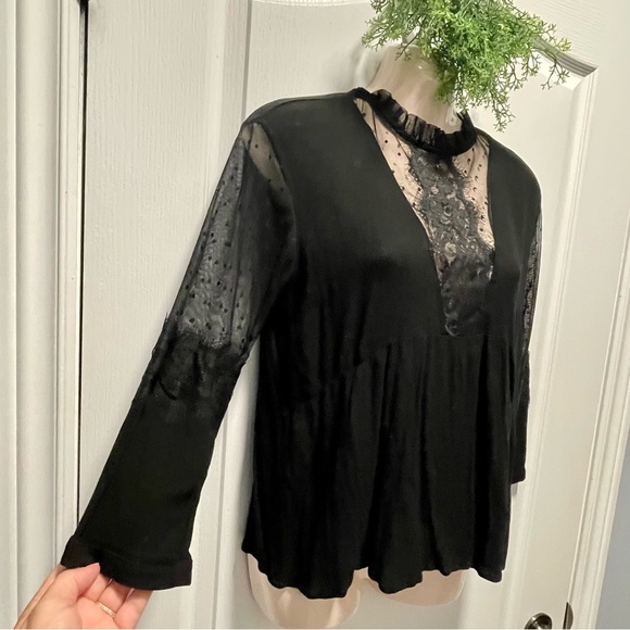 🌸3 for $20 Black floral long sleeve Lace Size S sheer long sleeve blouse - Picture 13 of 16